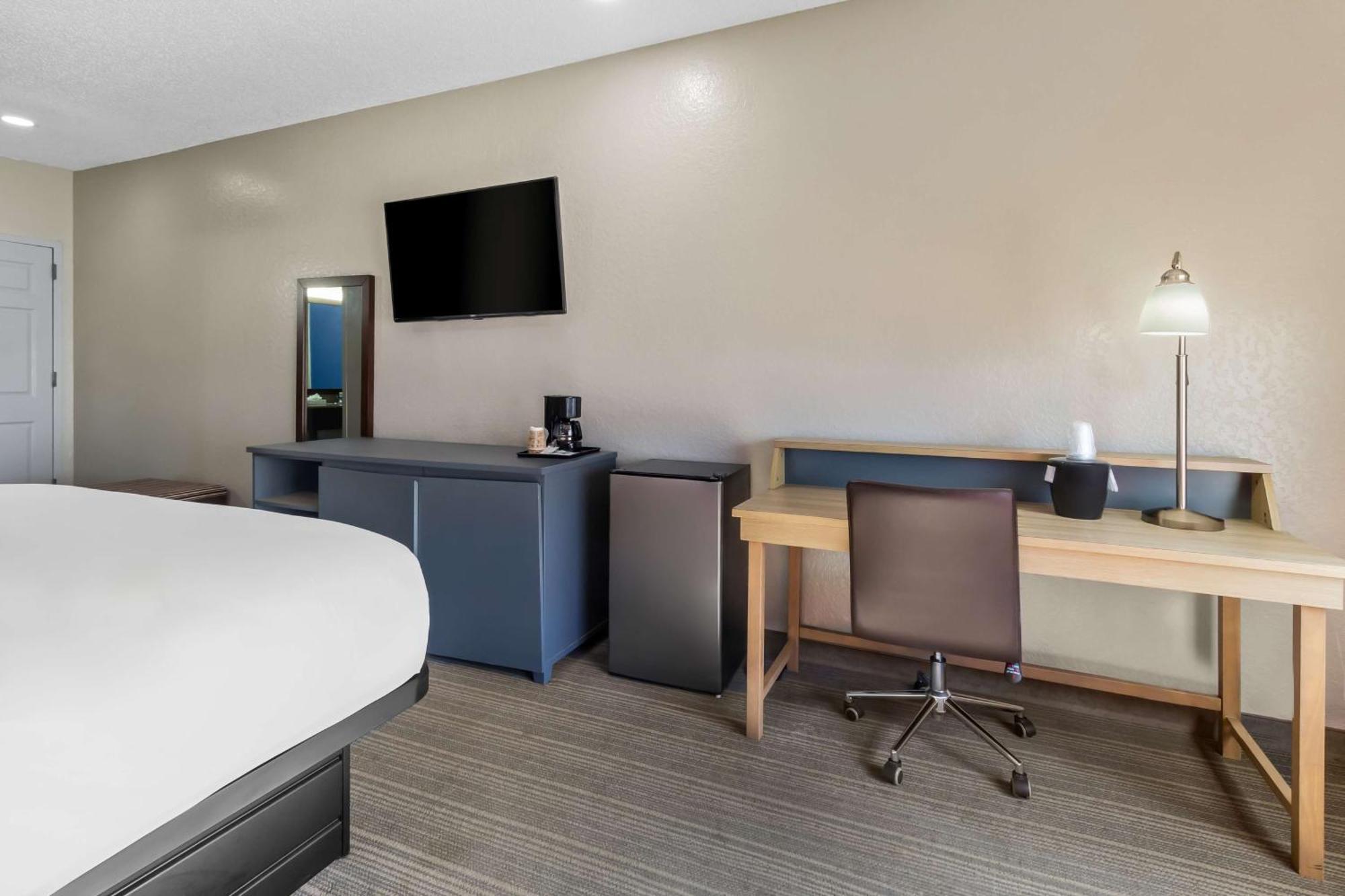 Sonesta Essential Iah Airport Jfk Boulevard - Newly Renovated ヒューストン エクステリア 写真